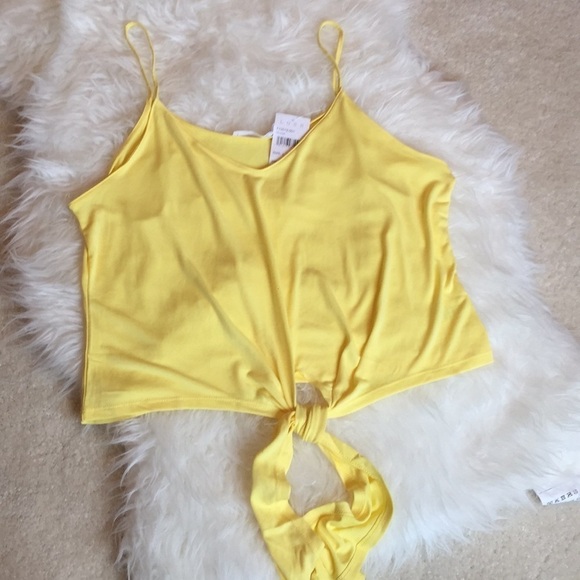Lush yellow tie front tank NWT - Picture 2 of 4